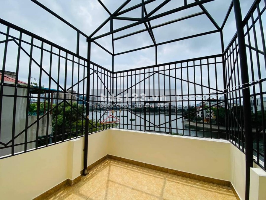 Bán nhà mặt phố, mặt hồ Hoàng Cầu view tuyệt đỉnh kinh doanh đa dạng thang máy chạy êm du