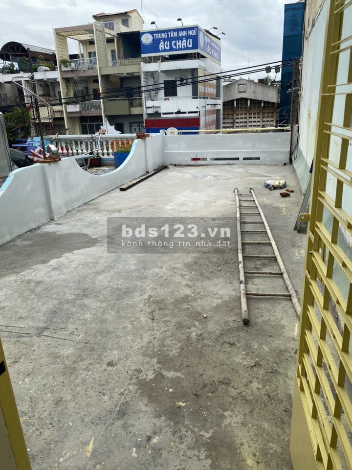 Bán nhà mặt tiền đường Lãnh Binh Thăng, phường 11 ,quận 11