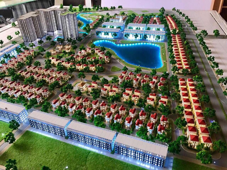 Cần bán 2 lô đất thông nhau, diện tích 176m2.Đường tiếp giáp mặt hồ nhân tạo lớn nhất đẹp nhất TP Móng Cái.
