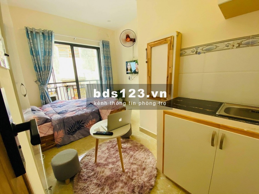 Phòng trọ Quận Phú Nhuận siêu phẩm 32m2, full nội thất, có ban công, giá 4.5 triệu