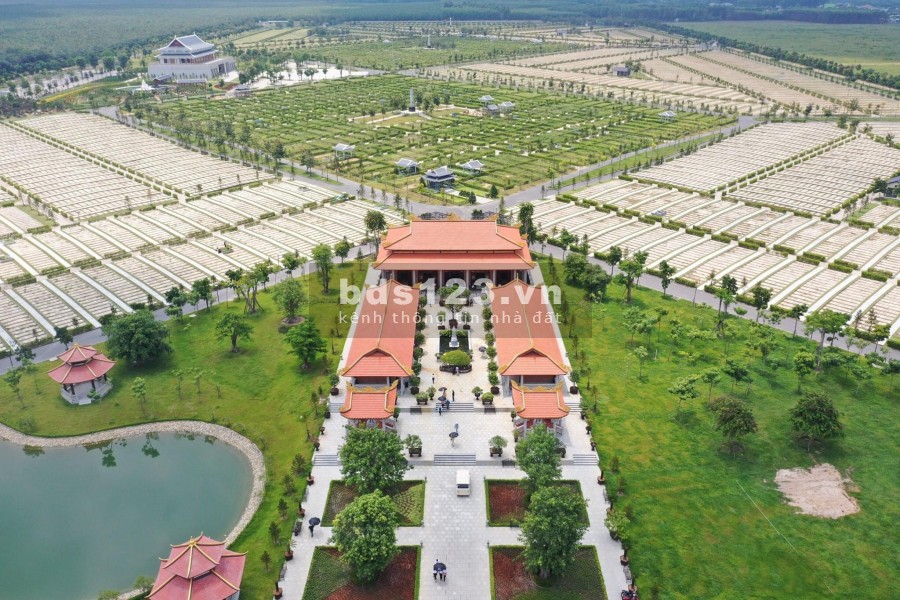 Khách chính chủ gửi ra hàng các Lô Mộ ĐƠN - ĐÔI, Vị Trí Đẹp + Giá Tốt, Giá Gồm các Phí Dịch Vụ. LH: 0901199846