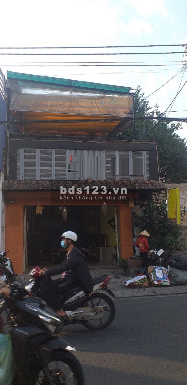 Mặt Tiền Đường Nguyễn Hồng Đào 1 lầu Nhà mới vè đẹp
