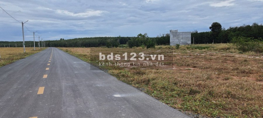 Bán nhanh lô đất chưa qua đầu tư đường vành đai 32 sát cổng 3 KCN Becamex chơn thành LH 077 556 8066