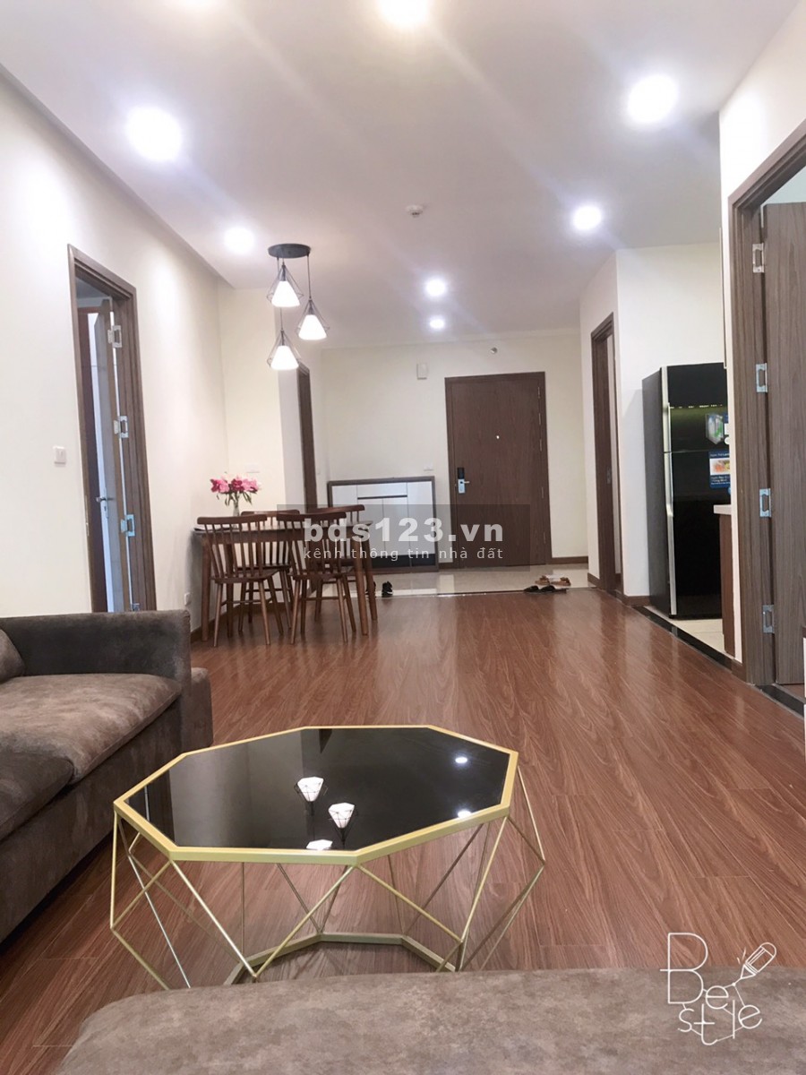 Chính chủ bán căn hộ 3 PN tại chung cư Eco Green City 106m2,giá 3.1 tỷ-Lh 0343951063