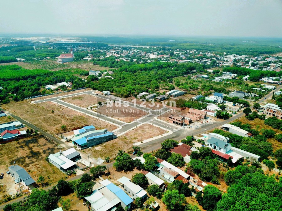 Đất nền khu dân cư hiện hữu ngay trung tâm hành chính xã Tiến Hưng, Đồng Xoài