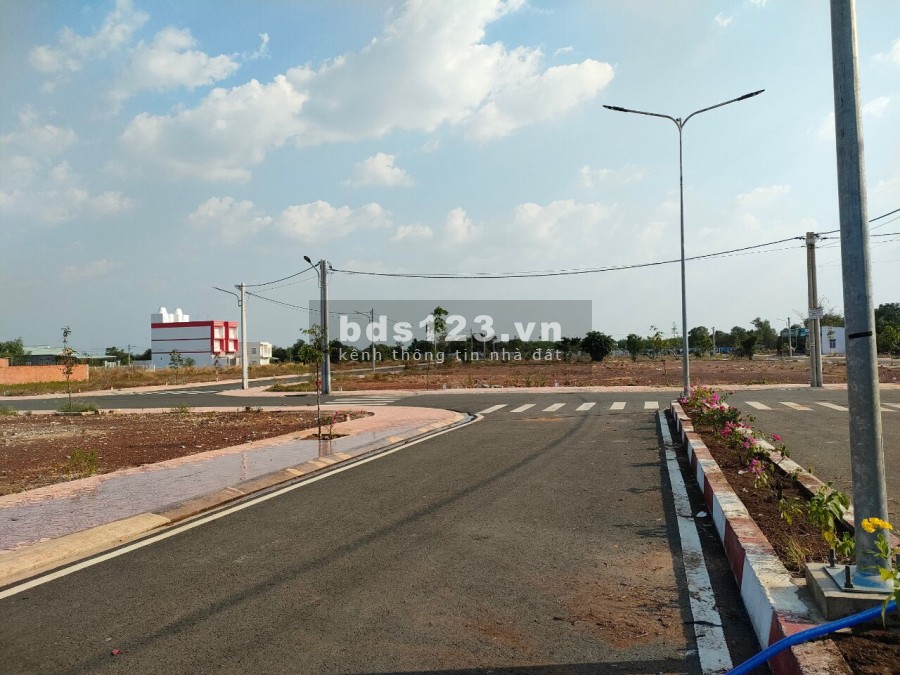 Đất nền khu dân cư hiện hữu ngay trung tâm hành chính xã Tiến Hưng, Đồng Xoài