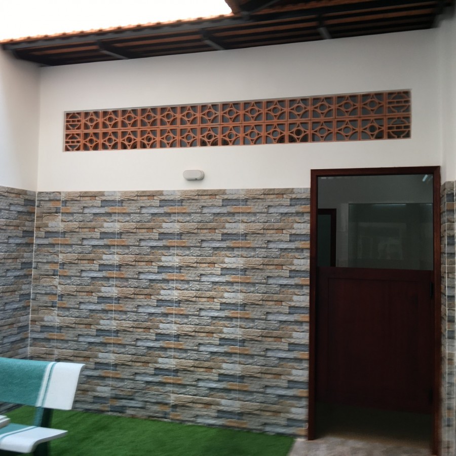 Bán MT Đường C18 P.12 Quận Tân Bình giá chỉ 19 tỷ trệt 4 lầu 4.5x 20