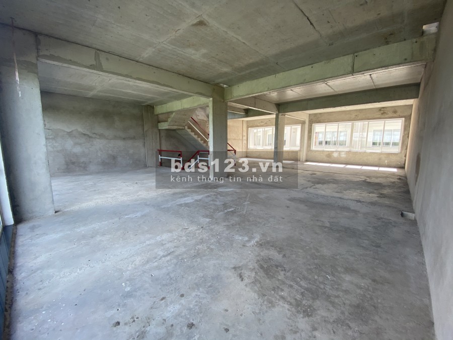 ️Căn nhà phố 2 cặp shophouse Saritown thô