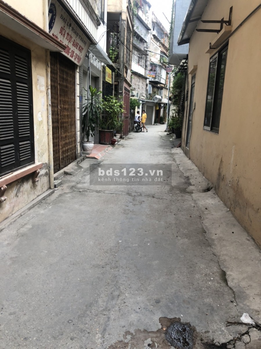 Nhà chính chủ Nguyễn Văn Cừ, Long Biên, nhà mới, vuông như tờ A4, mặt tiền rộng, 2 mặt thoáng, 36m2, chỉ 3 tỷ