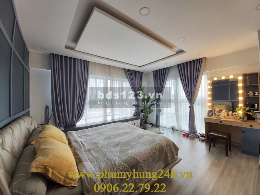 Bán Căn Hộ Happy Valley 135m2, 3 Phòng Ngủ, Nội Thất Cao Cấp Giá 6,6 Tỷ LH 0906227922