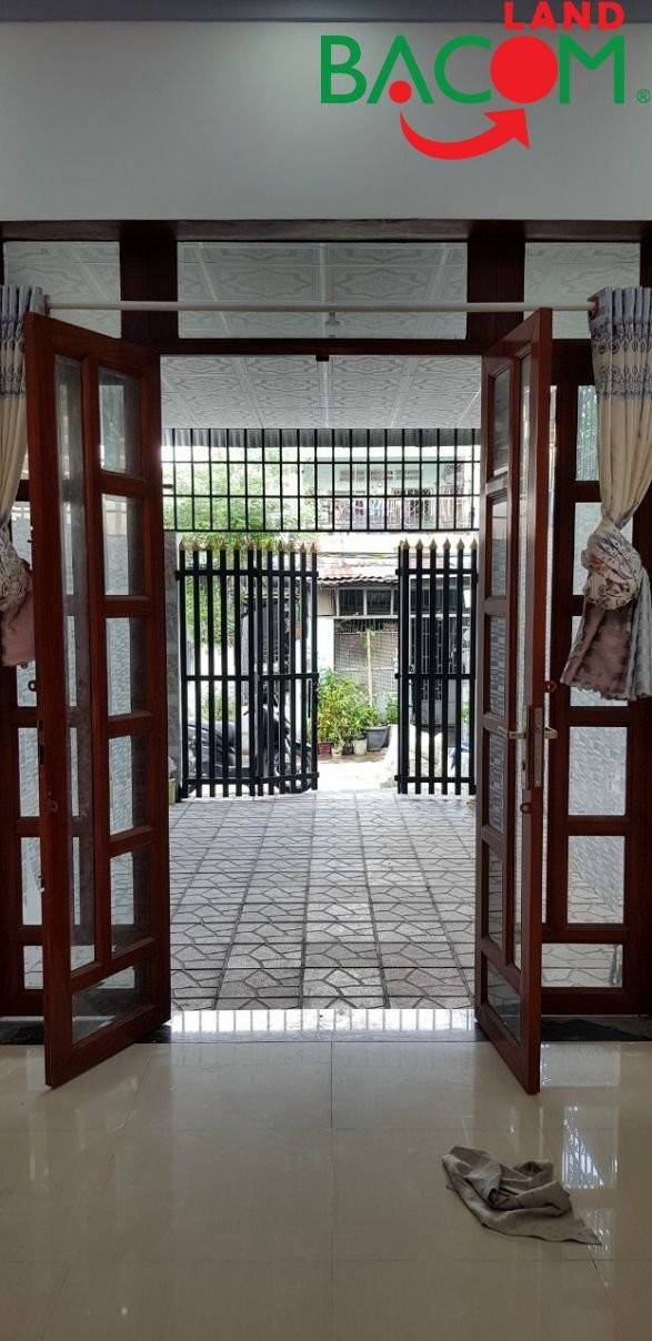 Nhà An Bình, gần trường chính trị, cách đường Vũ Hồng Phô 300m. sổ hồng riêng, xe hơi vào tận cửa