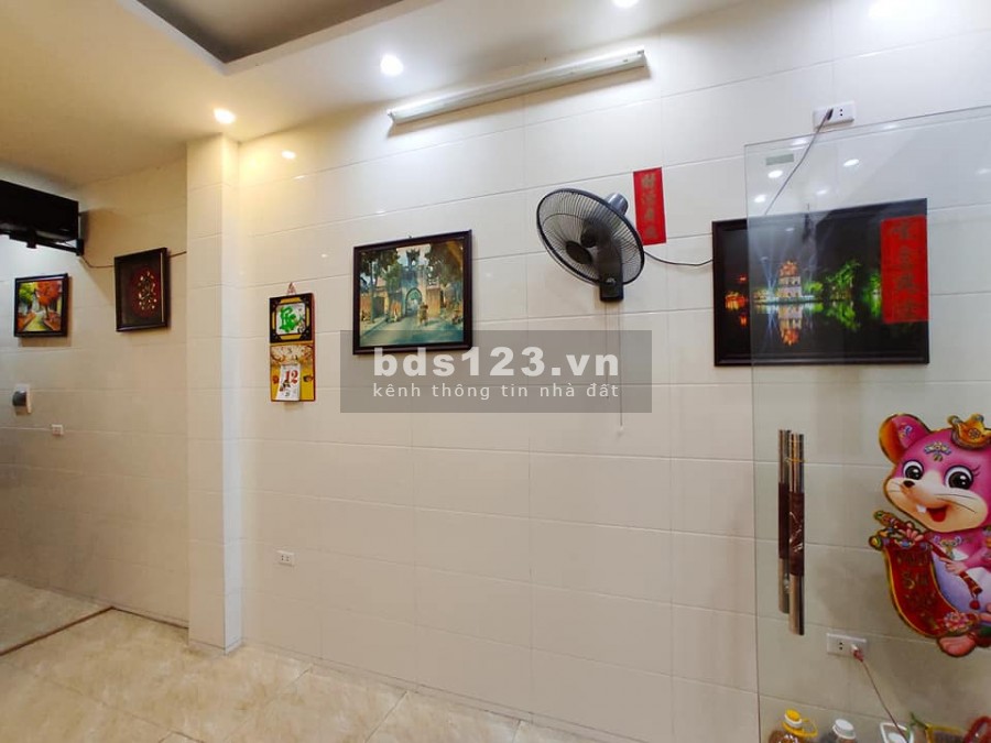 Cực Hiếm Chỉ 2,95 tỷ Bán Nhà Hoàng Mai, Phố Vĩnh Hưng, Phố Ô tô Tránh