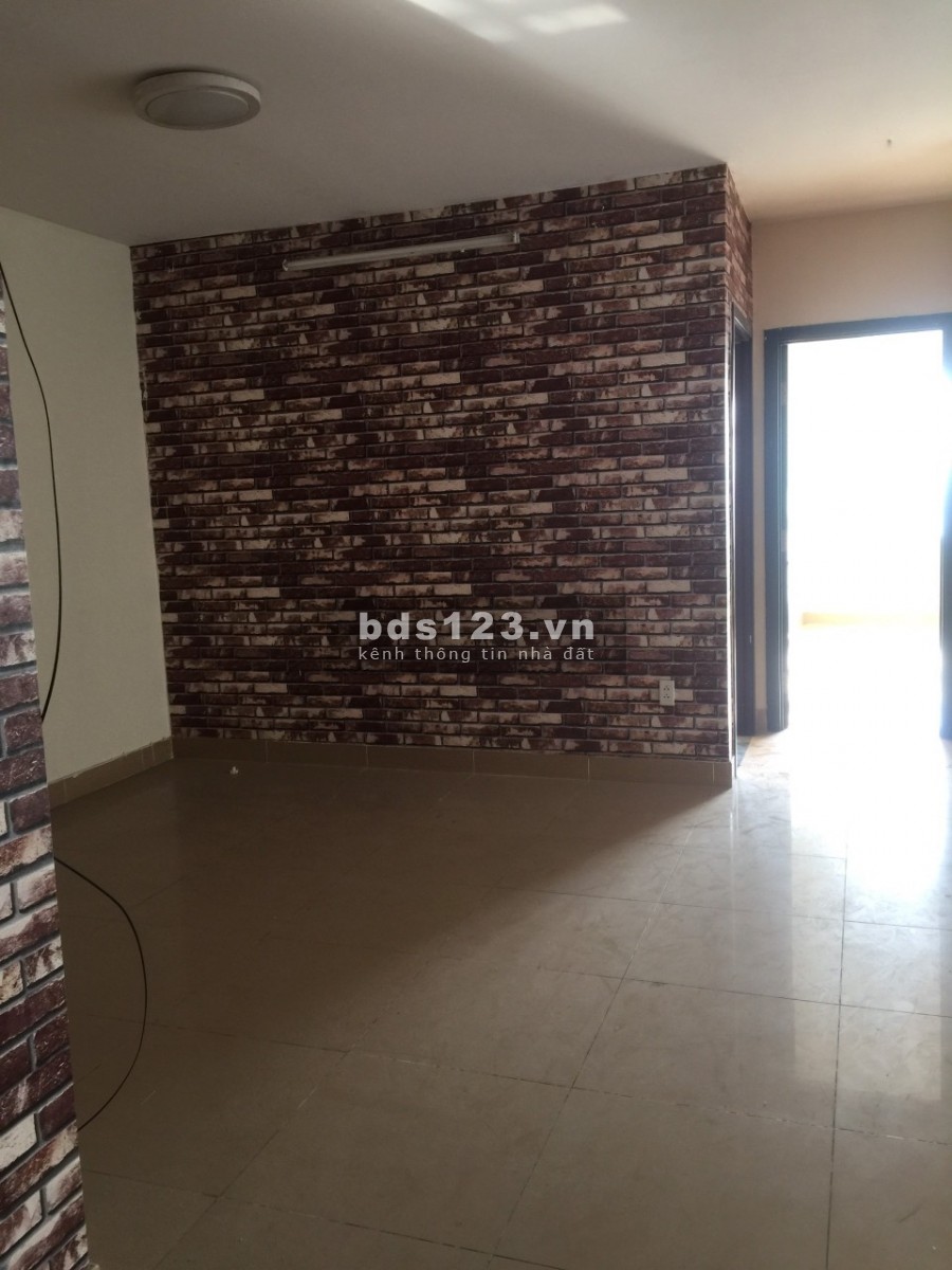 Đang cần cho thuê căn hộ CC Him Lam Nam Khánh, đường Tạ Quang Bửu, P.5, Q.8, 98m2, 8tr/th