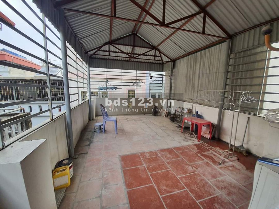 Siêu Hiếm - Nhỉnh 3 tỷ- 4 tầng Khu Thanh Xuân Ô tô Đỗ Cửa Ngõ Ô tô Tránh