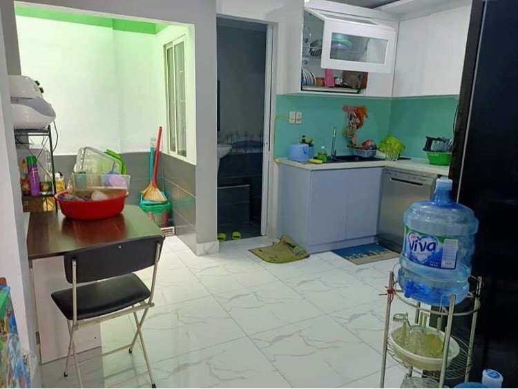 Bán nhà Hồng Lạc 5x14 4 tầng ô tô đỗ cửa chỉ 7 tỷ8