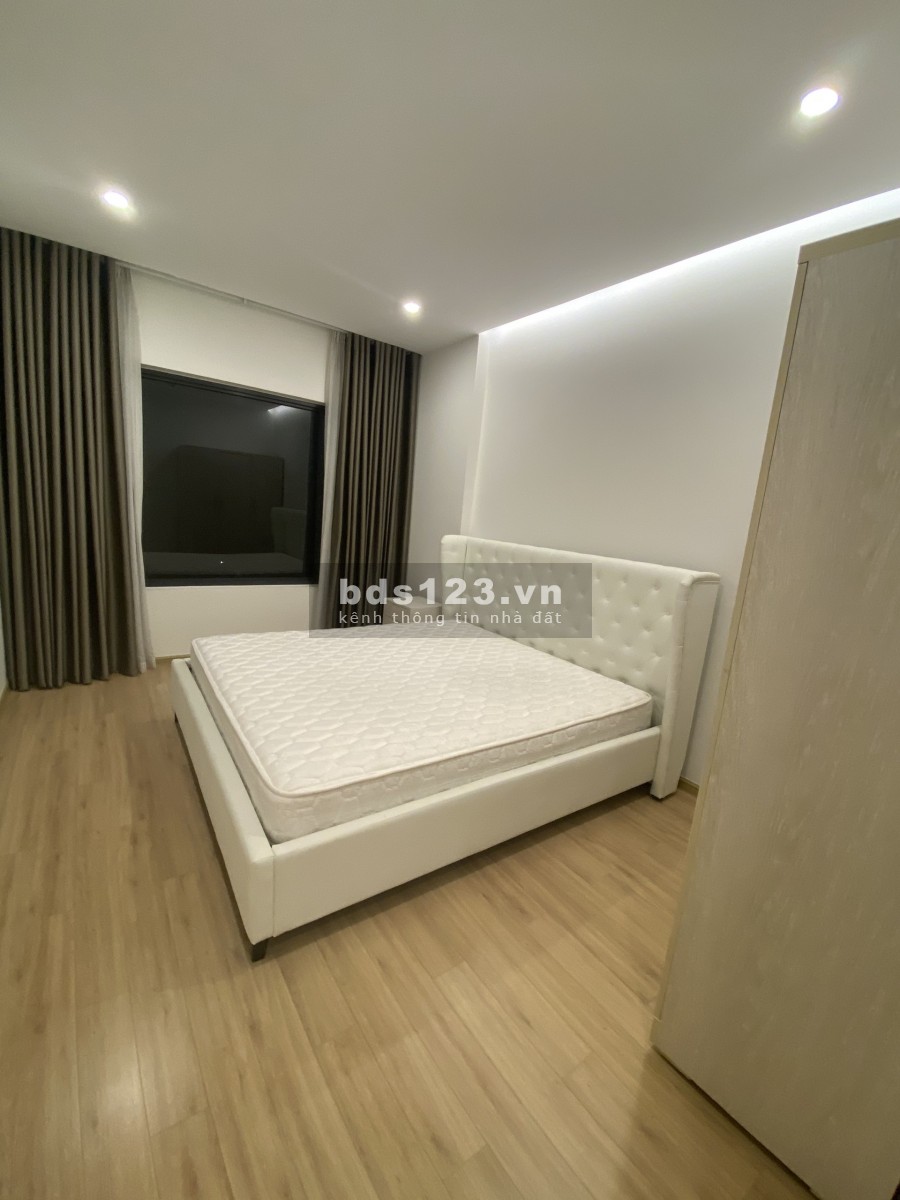 New City Cho Thuê Căn 2PN Full Nội Thất