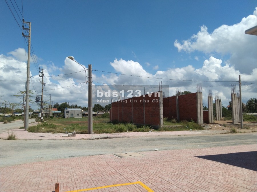 Đất nền mặt tiền chợ thị trấn Thạnh Phú giá cả phải chăng