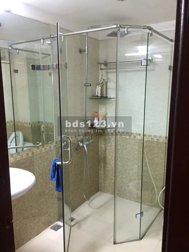Mặt Phố Hoàng Cầu(Bán Gấp) Nhà 62m x 4 Tầng, mặt tiền: 4M. Quận Đống Đa. Kinh Doanh
