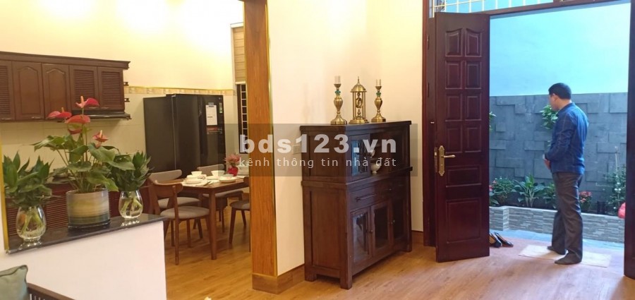 Nhà đẹp Kim Ngưu, công năng đầy đủ, lô góc 3 thoáng, dtsd…