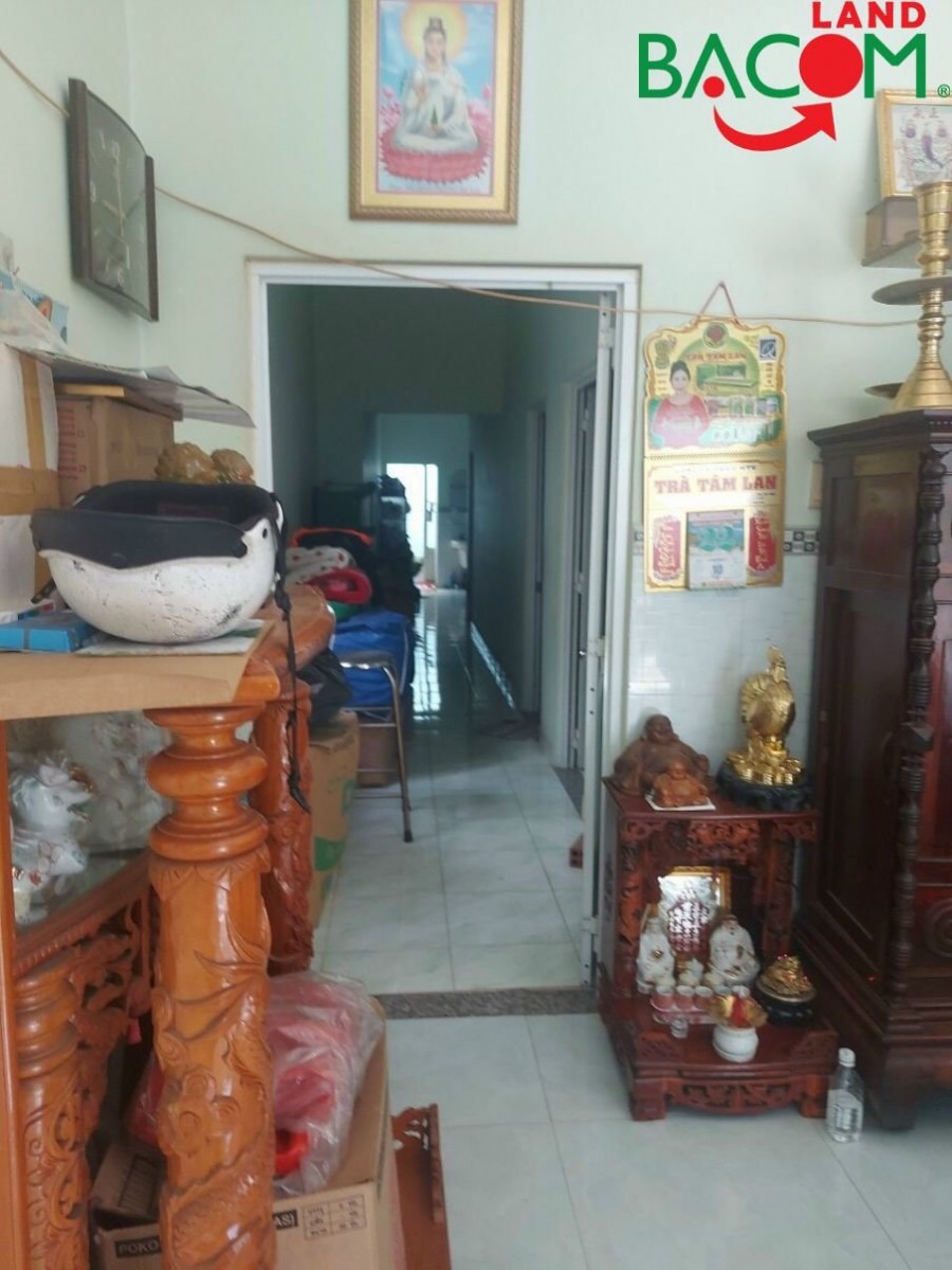 Nhà 1 trệt 1 lầu Tam hoà, ngay góc ngã tư 2 mặt tiền, đường 2 ô tô