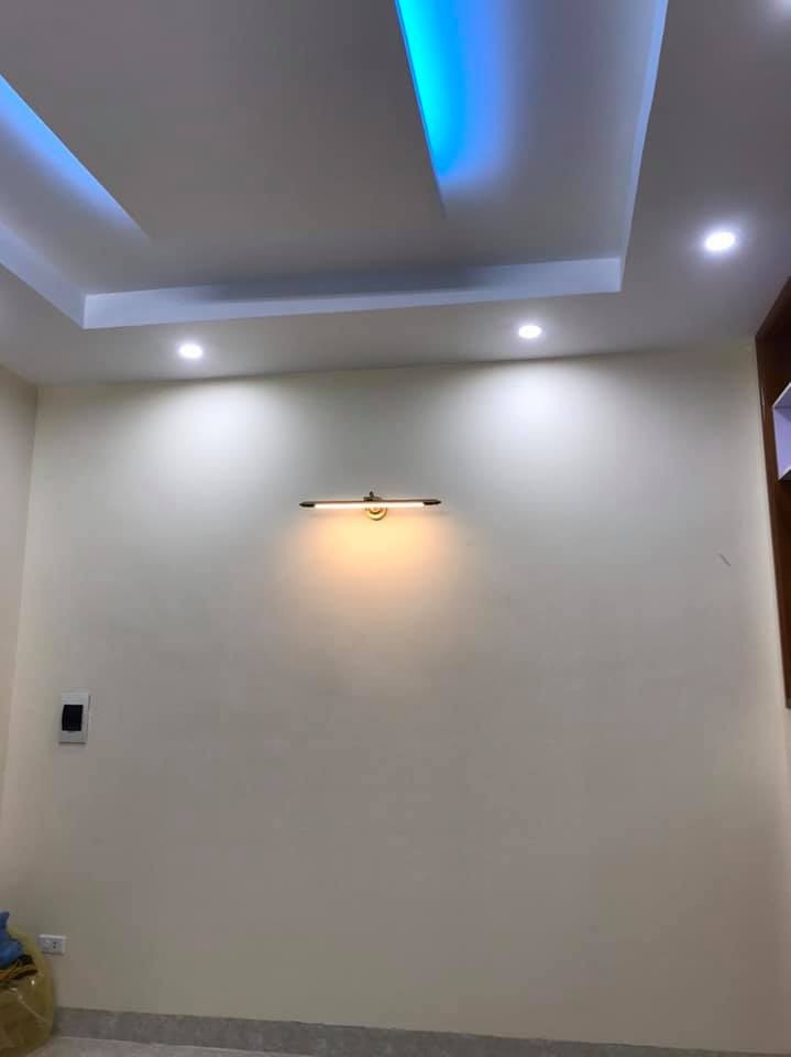 4 tỷ - 40m, cách ô tô đỗ 10m, 4 tầng đúc kiên cố, mới ở ngay, phố Tô Hiệu, Hà Đông, thông đường Lê Lai