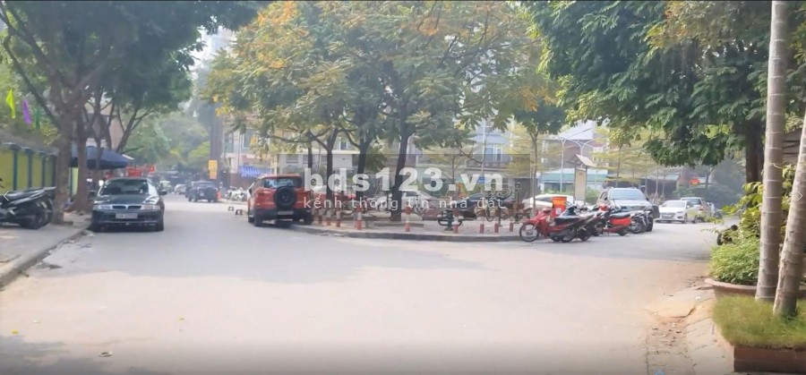 Bán nhà phân lô Trung Yên, Cầu Giấy. Vỉa hè, oto, KD. 106m2 5T 16 tỷ