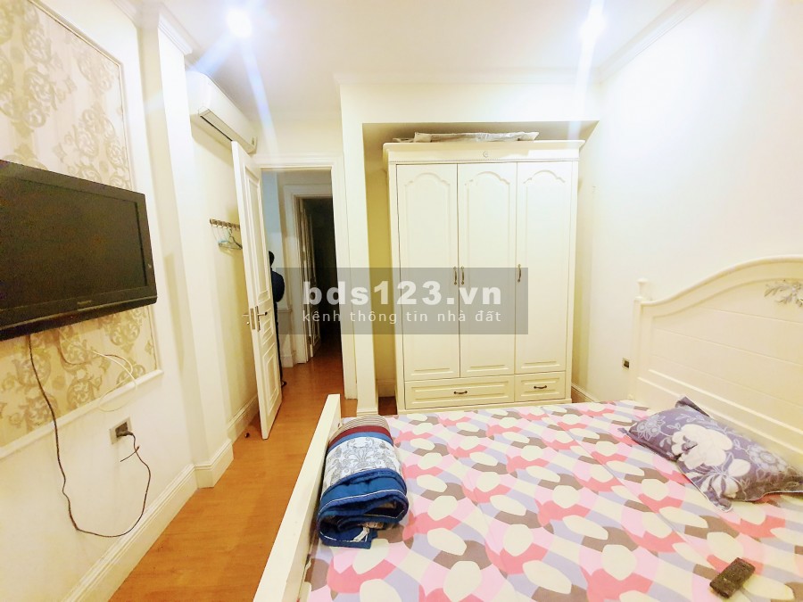 Bán nhà phố Quang Trung, Hà Đông cực hiếm, lô góc ba mặt thoáng, dt 41m2, chỉ 2.8 tỷ