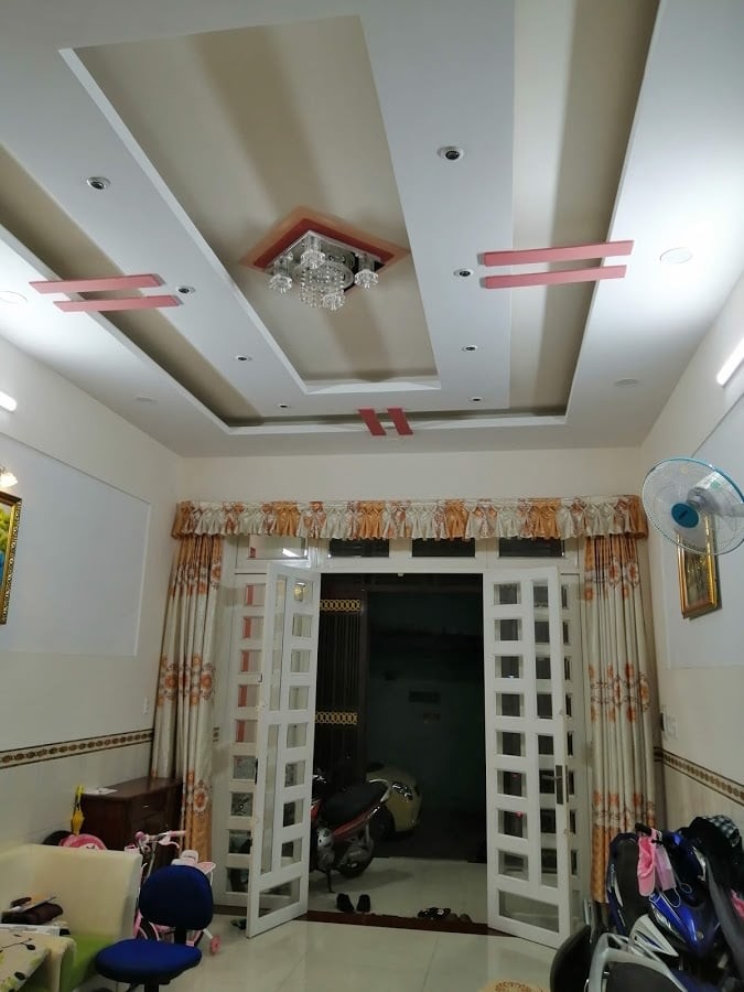 Bán nhà 4 tầng, 64m2, giá 5,45 tỷ, HXH, SHR đường Hương Lộ 2, Bình Tân