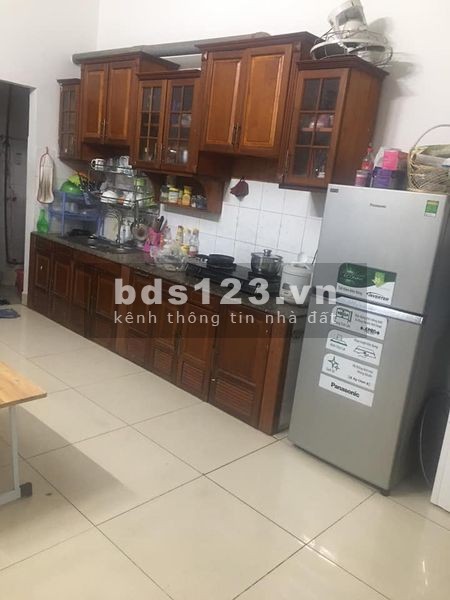 Nhà đẹp mặt tiền đường 8M, vừa ở vừa kinh doanh, dt 62m2, 1 trệt 1 lầu