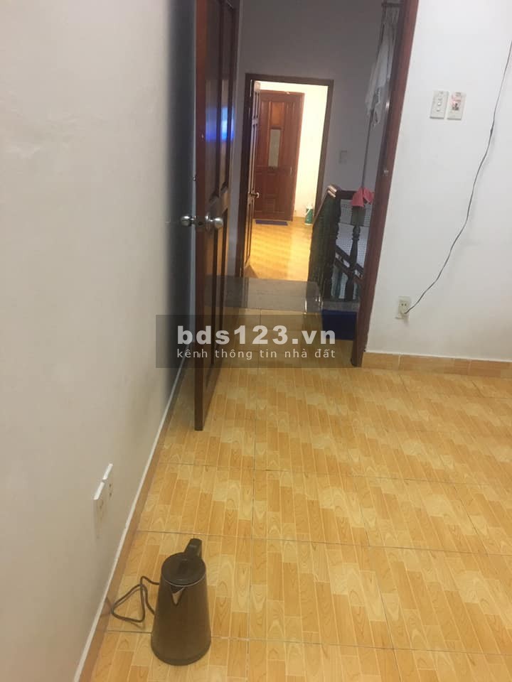 Nhà đẹp mặt tiền đường 8M, vừa ở vừa kinh doanh, dt 62m2, 1 trệt 1 lầu