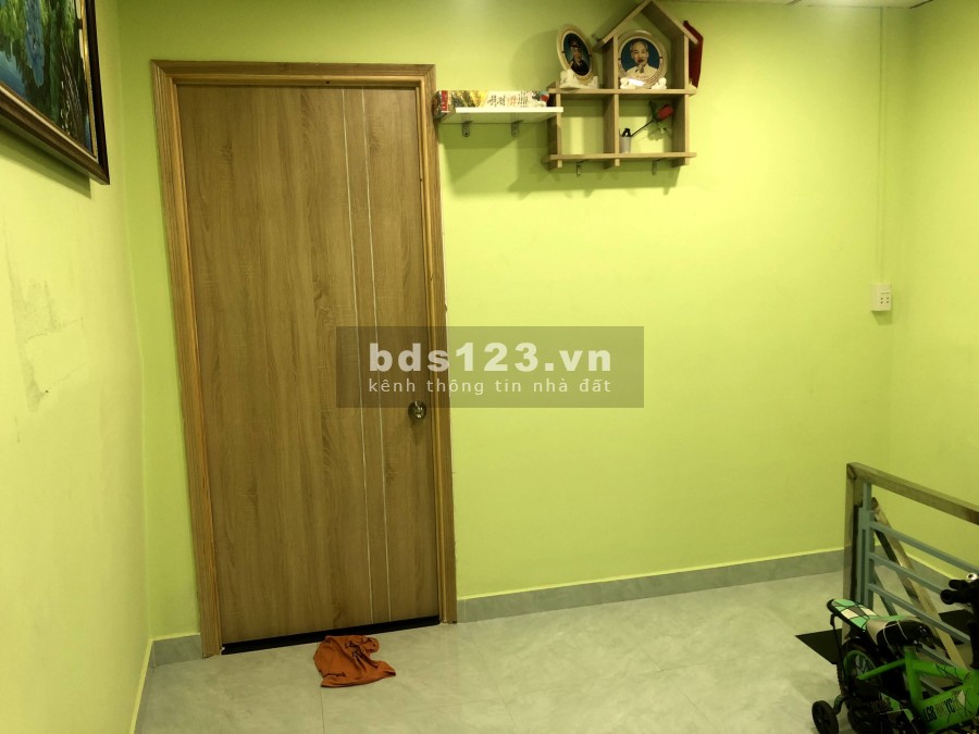 Nhà hoàn công sổ riêng chính chủ giá rẻ Bình Thạnh! chỉ 3 tỷ, cho ai cần!