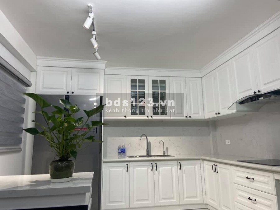 Hàng hiếm Tây Hồ, ô tô đỗ cửa, 3 bước ra chợ, an sinh đỉnh, dt 53m2, 5 tầng, giá 4.8 tỷ