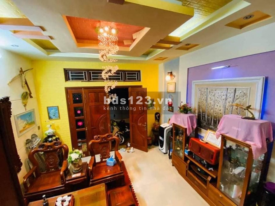 Nhà Khương Đình siêu đẹp, lô góc, ngõ ba gác ra vào, dt 60m2, giá 4.5 tỷ