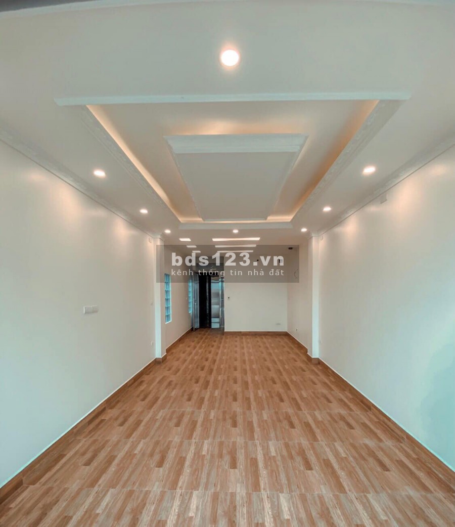 Bán nhà KINH DOANH 7 Tầng Mặt phố Khương Đình, Thanh Xuân, 65m2, Giá 12.9 tỷ.