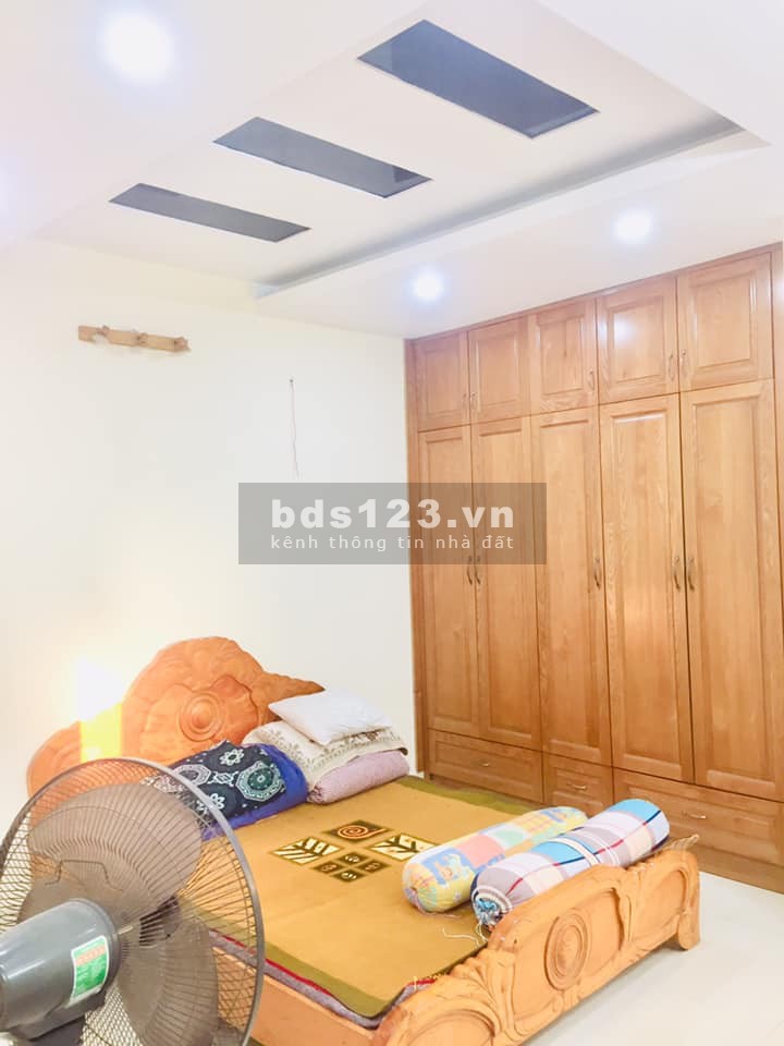 Bán nhà đẹp Cầu Giấy, Lạc Long Quân 6 tầng x 52m2 x 3.7m mặt tiền lô góc, nở hậu, ngõ nông xe 3 gác phi, yên tĩnh.