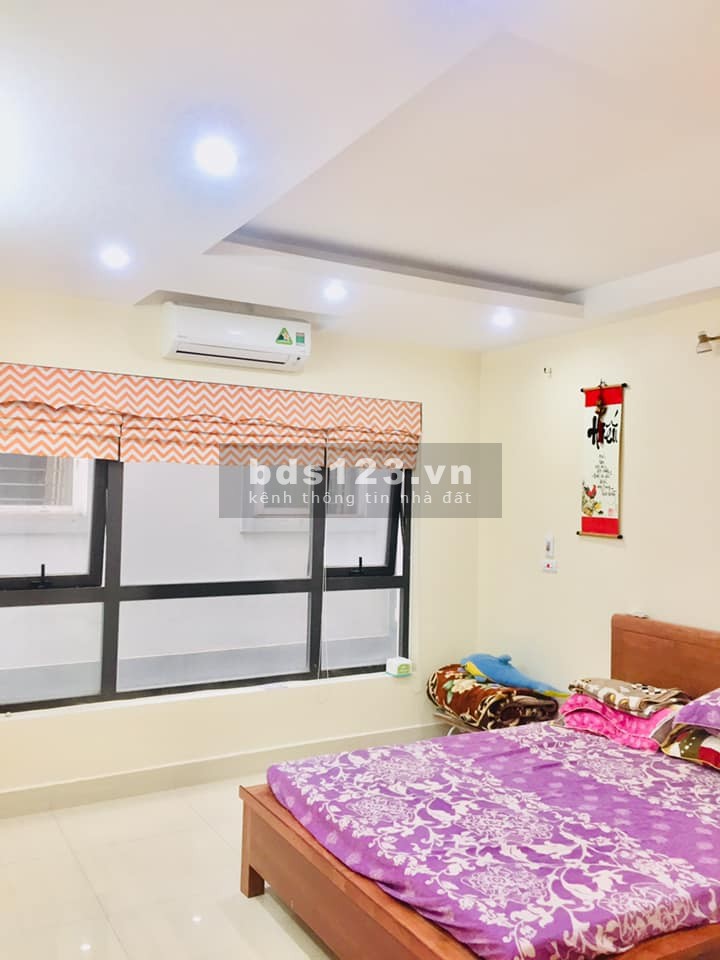 Bán nhà đẹp Cầu Giấy, Lạc Long Quân 6 tầng x 52m2 x 3.7m mặt tiền lô góc, nở hậu, ngõ nông xe 3 gác phi, yên tĩnh.
