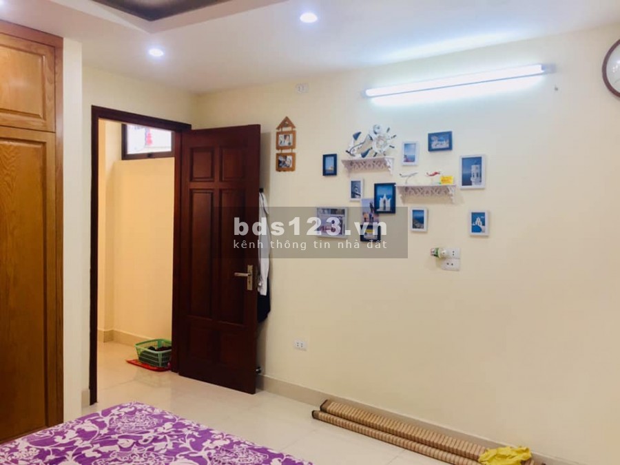 Bán nhà đẹp Cầu Giấy, Lạc Long Quân 6 tầng x 52m2 x 3.7m mặt tiền lô góc, nở hậu, ngõ nông xe 3 gác phi, yên tĩnh.