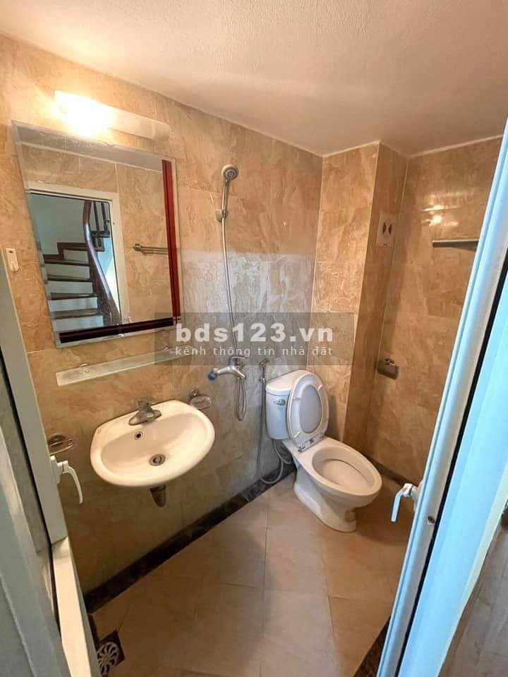 Bán nhà siêu hot phố Bạch Mai mới coong, dt 38m2, tầng, giá 3.5 tỷ