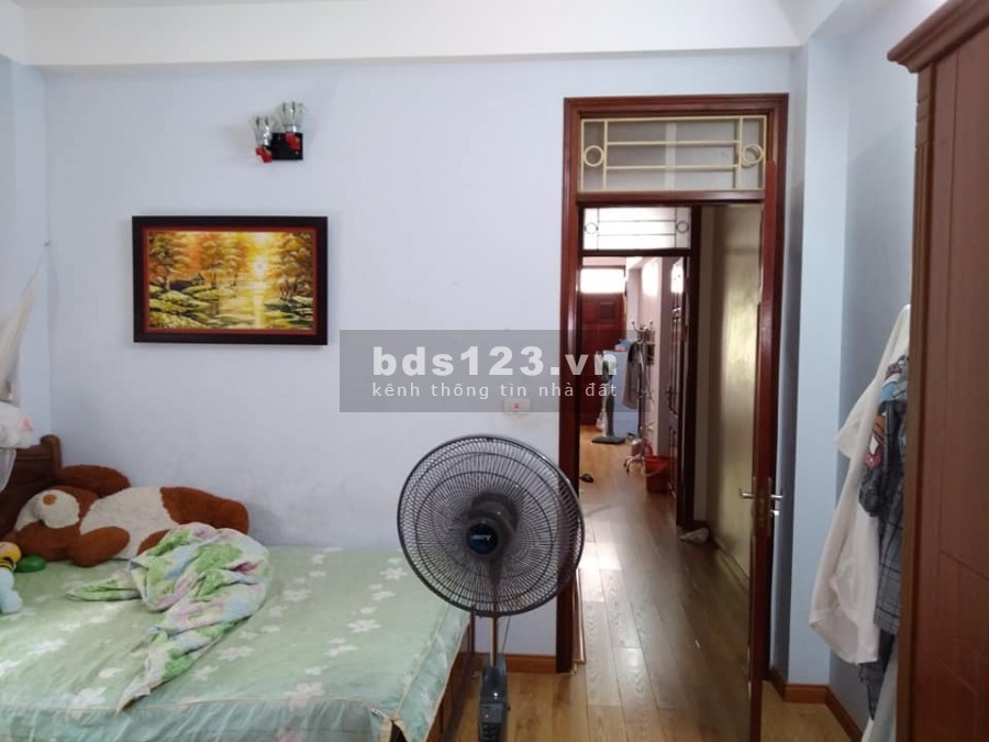 Nhà Phú Diẽn mặt ngõ mà như phố, kinh doanh, vỉa hè, ô tô tránh thoải mái