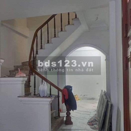 Bán nhà phố Định Công, 5 tầng, mt 10, ô tô đỗ ngày đêm, chỉ nhỉnh 4 tỷ