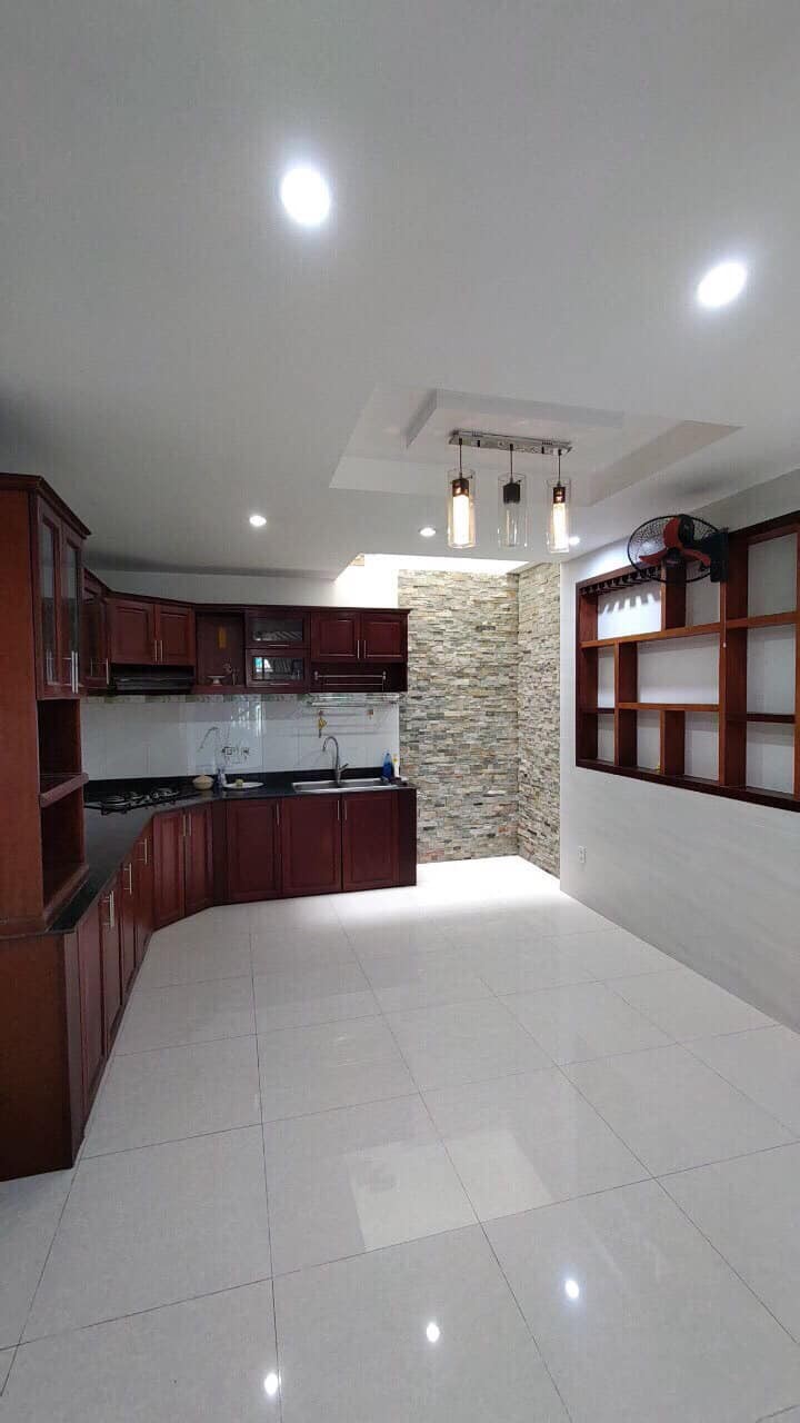 Bán nhà siêu đẹp, cực hiếm, bán gấp, nhanh tay thì còn nhé