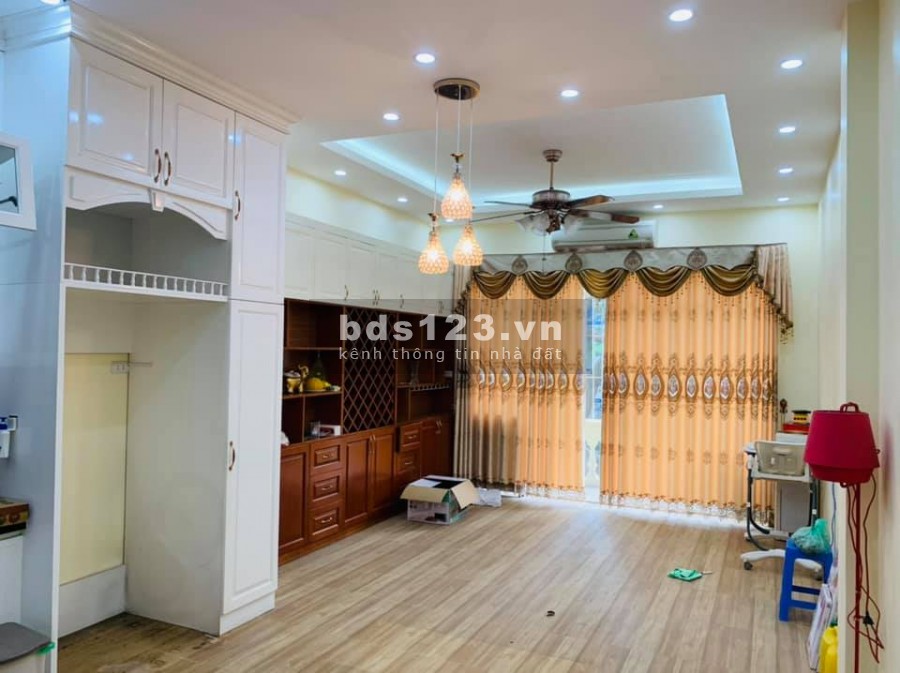 Nhà phân lô khu đô thị đại kim ,nhà mặt tiền rộng ở kinh doanh đỉnh luôn, 54m2, Đại Kim, 5 tầng giá nhỉnh 15 tỷ,