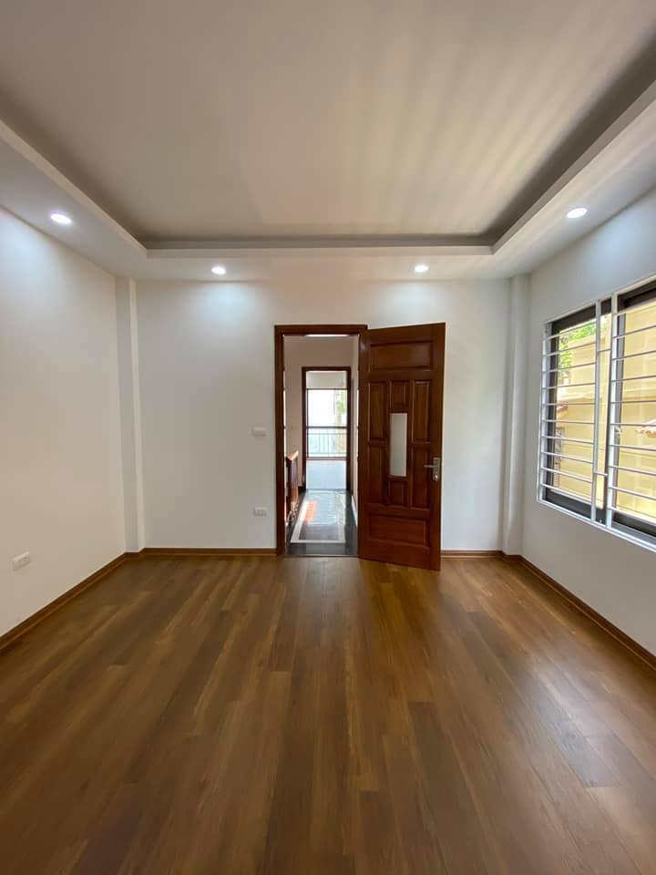 Chính chủ bán nhà đại từ 45m2x5T, mới đẹp hiện đại, 10m ra ô tô tránh, MT 4m LH: 0399344336