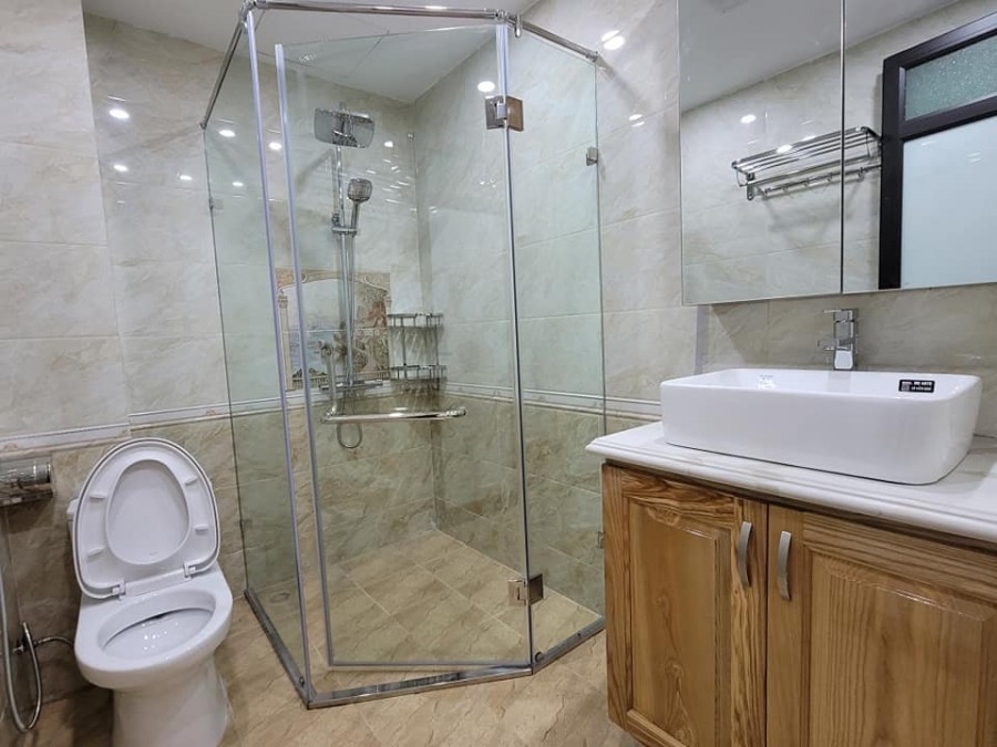 Bán nhà Thái Hà, đẹp Vip, lô góc, ô tô tránh, kinh doanh đỉnh, dt 562, 4 tầng, mt 4m, chỉ 15.8 tỷ