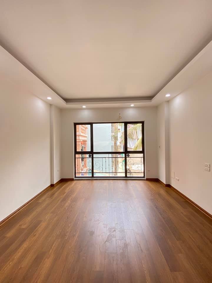 Chính chủ bán nhà đại từ 45m2x5T, mới đẹp hiện đại, 10m ra ô tô tránh, MT 4m LH: 0399344336