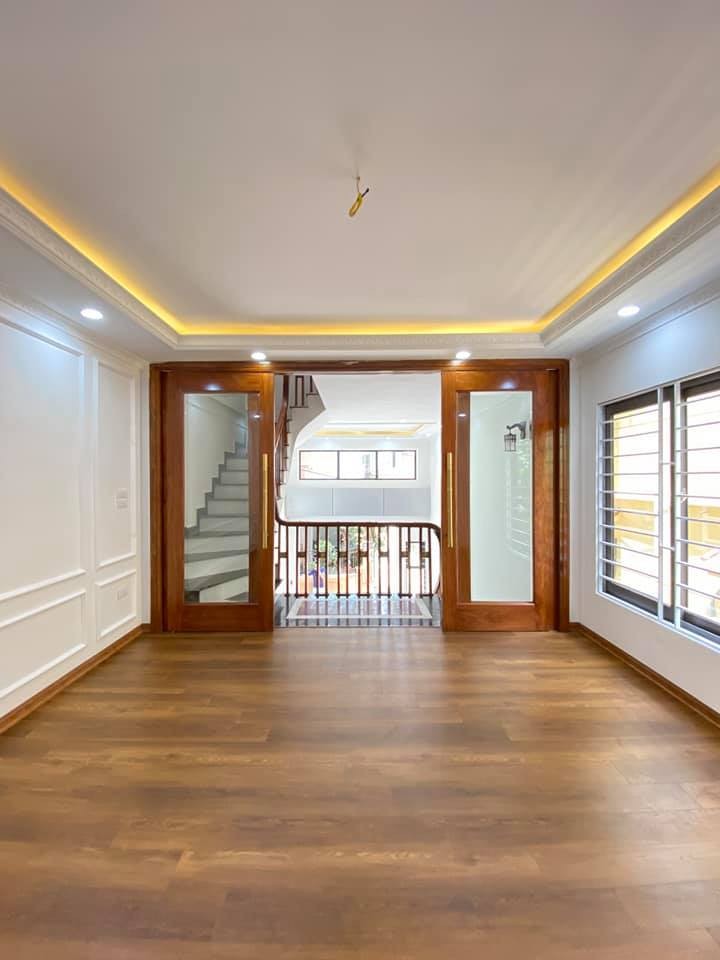 Chính chủ bán nhà đại từ 45m2x5T, mới đẹp hiện đại, 10m ra ô tô tránh, MT 4m LH: 0399344336
