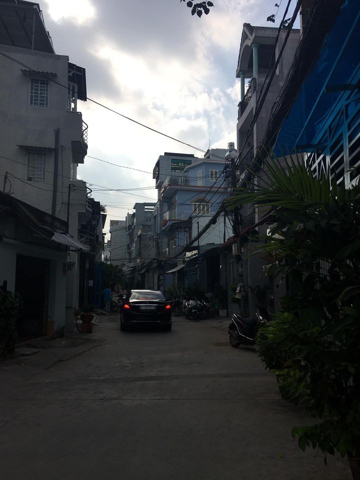 Mặt Tiền Đường 8m Bùi Quang Là Gò Vấp 4,5mx14m giá 5,3 Tỷ