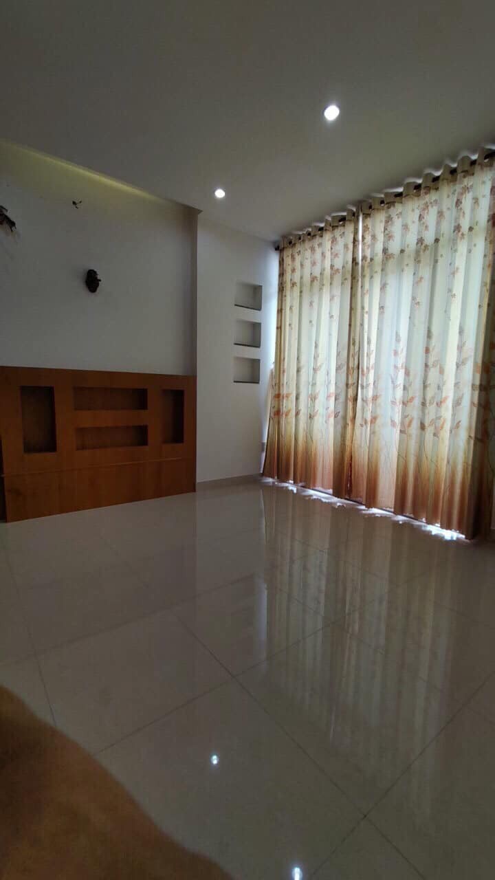 Bán nhà siêu đẹp, cực hiếm, bán gấp, nhanh tay thì còn nhé