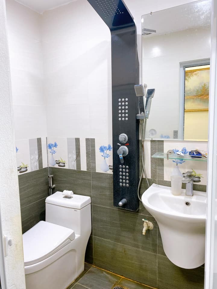 Bán Gấp Căn Nhà Trương Định, Hoàng Mai, Gần Phố, Ô Tô Đỗ 10m, DT 37m. Chỉ 2,7 Tỷ.