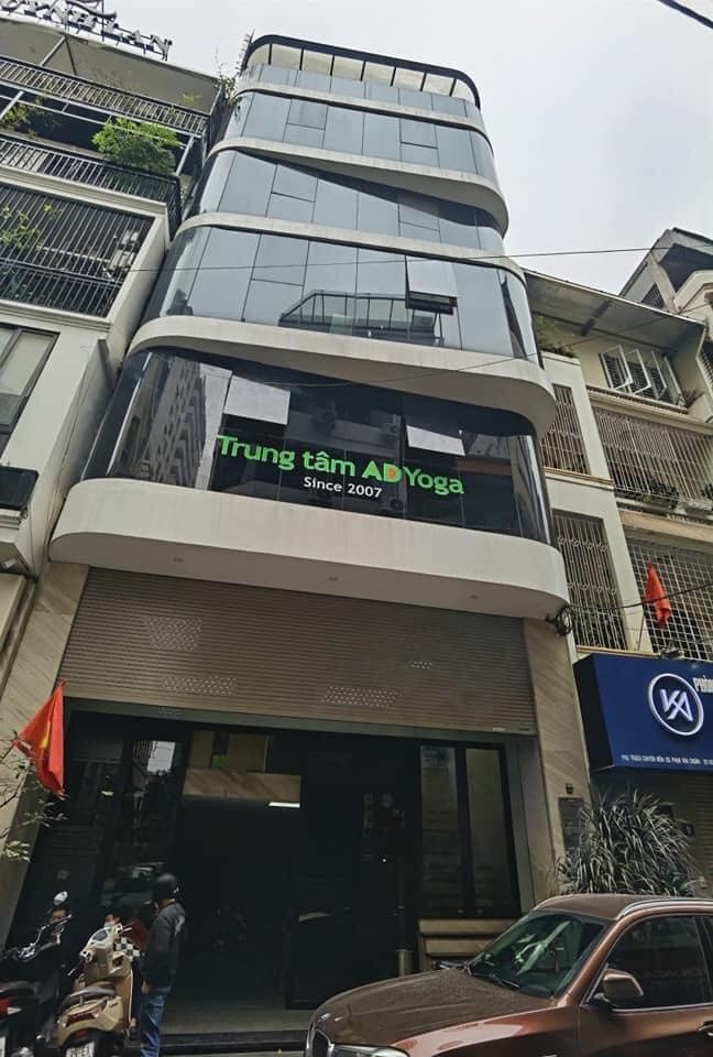 Bán nhà Chùa Bộc 100m2 x 8 tầng MT 8.1, thuê 170tr/th, ô tô, thang máy, vỉa hè.